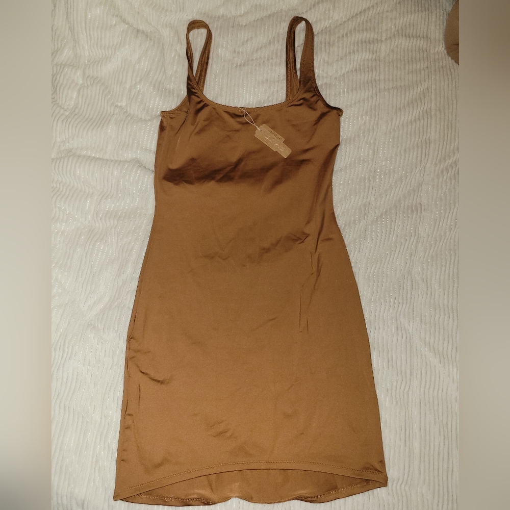 SKIMS swim dress almond Medium New